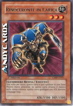 RINOCERONTE IN CARICA