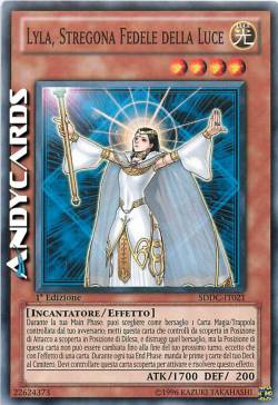 LYLA, STREGONA FEDELE DELLA LUCE
