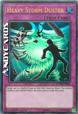 TEMPESTA POTENTE DI POLVERE